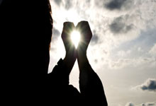 布莱顿大比分击败对手，提振信心